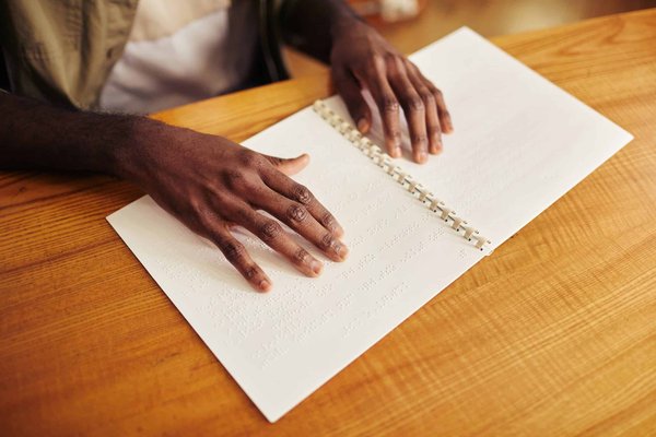 Quels critères pour choisir un écran tactile adapté à l'utilisation en point de vente ?