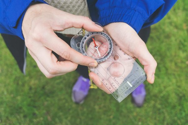 Quels contenus de réalité virtuelle créer pour une marque de tourisme spatial en phase de pré-lancement ?